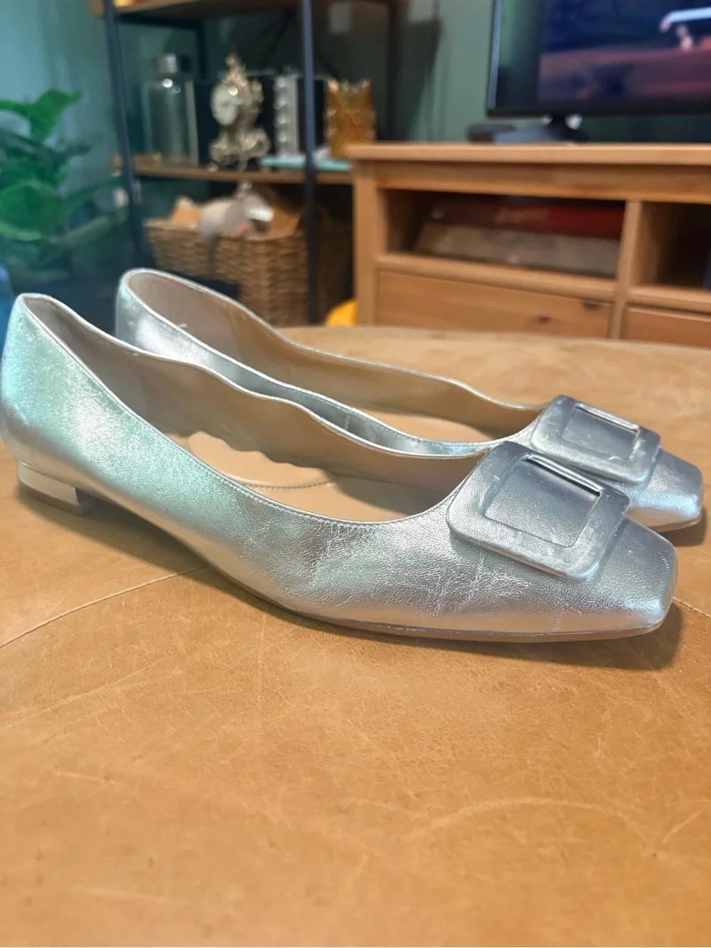 Talbots SUTTON BUCKLE LEATHER FLATS - METALLIC size 10.5